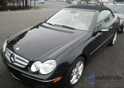 2009 Mercedes-Benz Clk350 из США, поврежденный, VIN WDBTK56F79T109114